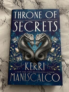 Fairyloot | NWT Throne of Secrets Book